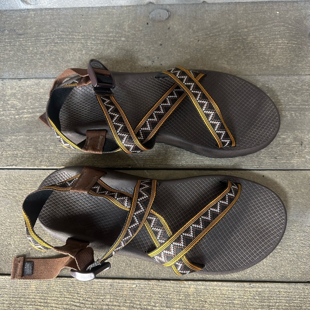 Chaco Classic Z1 Sport Sandals Water Shoes Men's 13 Brown Orange Worn Once